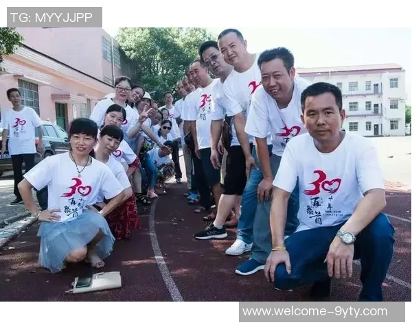 追忆曹新指导的奉献与热爱青年队的未来因您而光辉