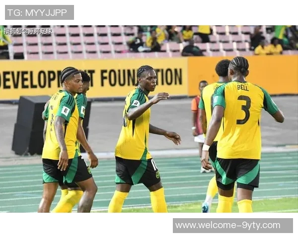 迪尼批评麦克拉伦辞职不真诚称此举将给牙买加队带来更多困扰与挑战