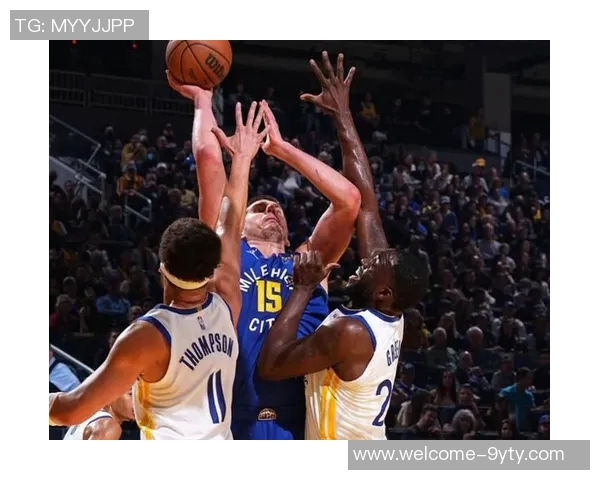 约基奇的怒火与小白胖子的反击揭示了他不为人知的一面