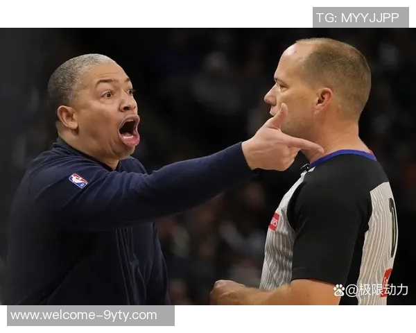 阿特金森愤怒指责裁判偏袒雷霆为何总是漏判对手犯规